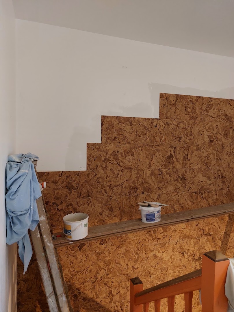 EURL Laurent Vilatte, depuis 2003 service peinture, plaquiste, carrelage, rénovation des sols et nettoyage de toiture. · Photos 13